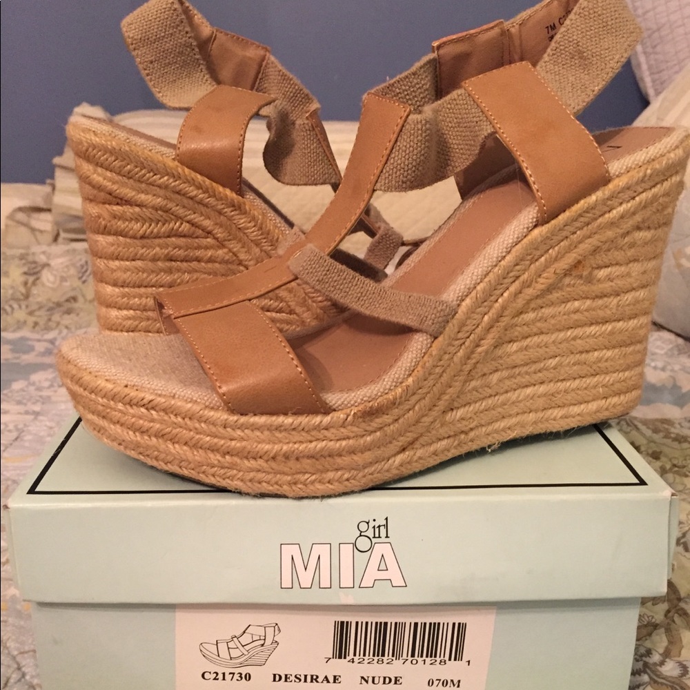 Mia girl sz 7 espadrille sandals 👡